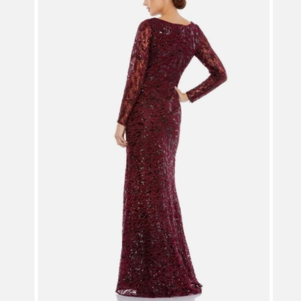 Mac Duggal V-neck Long Sleeve Sequined Lace High Slit Gown in Garnet Size 14 - Picture 6 of 7